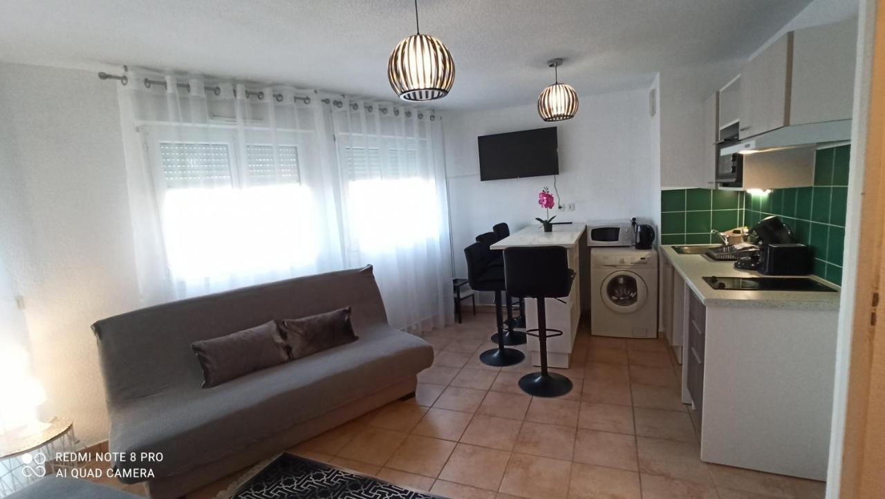 Appartement Face A La Gare Annemasse Bagian luar foto