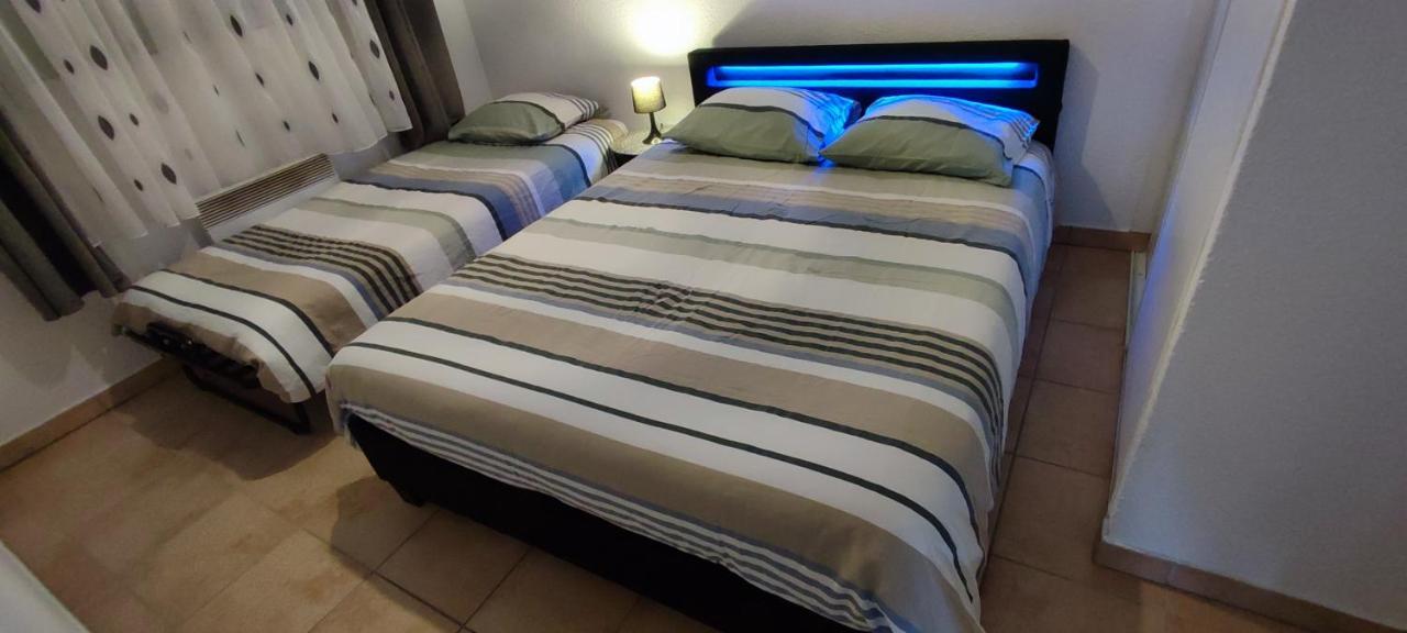 Appartement Face A La Gare Annemasse Bagian luar foto